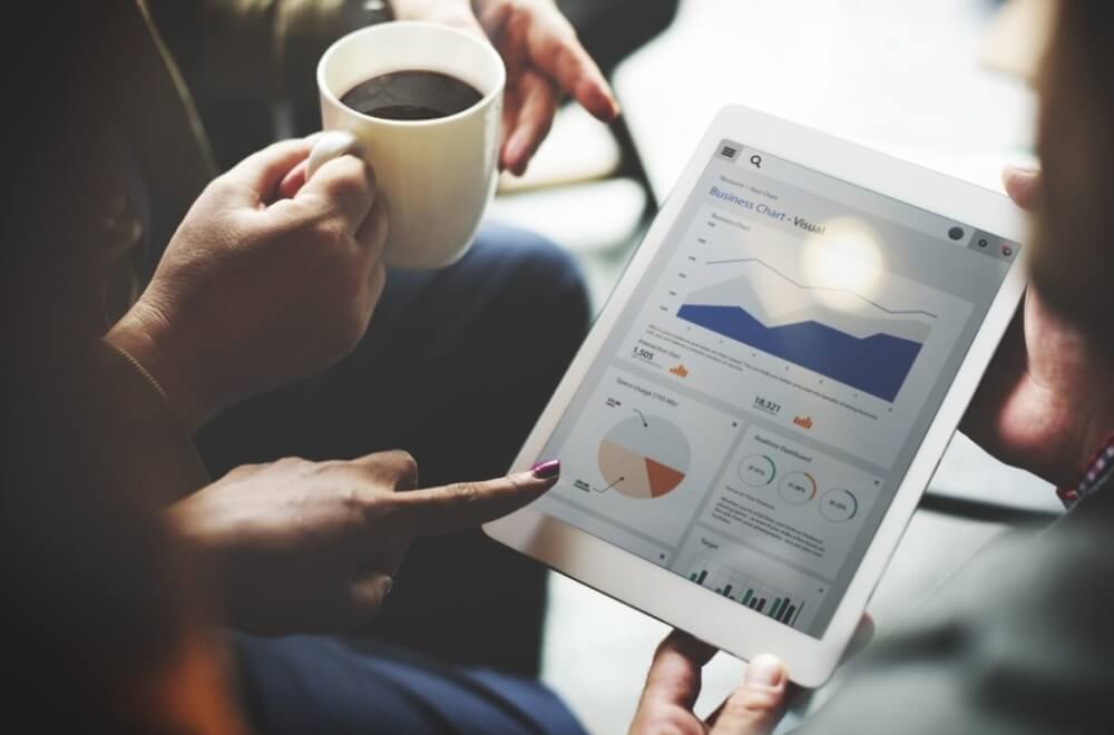 Co może wpływać na kurs akcji ML Systemu?
