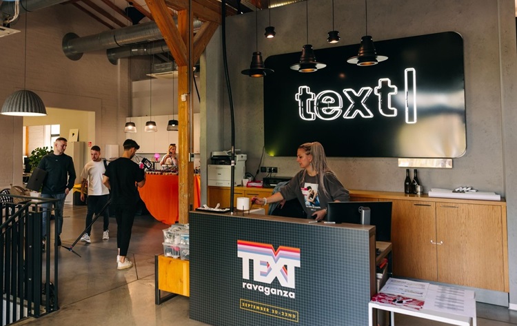 Text SA