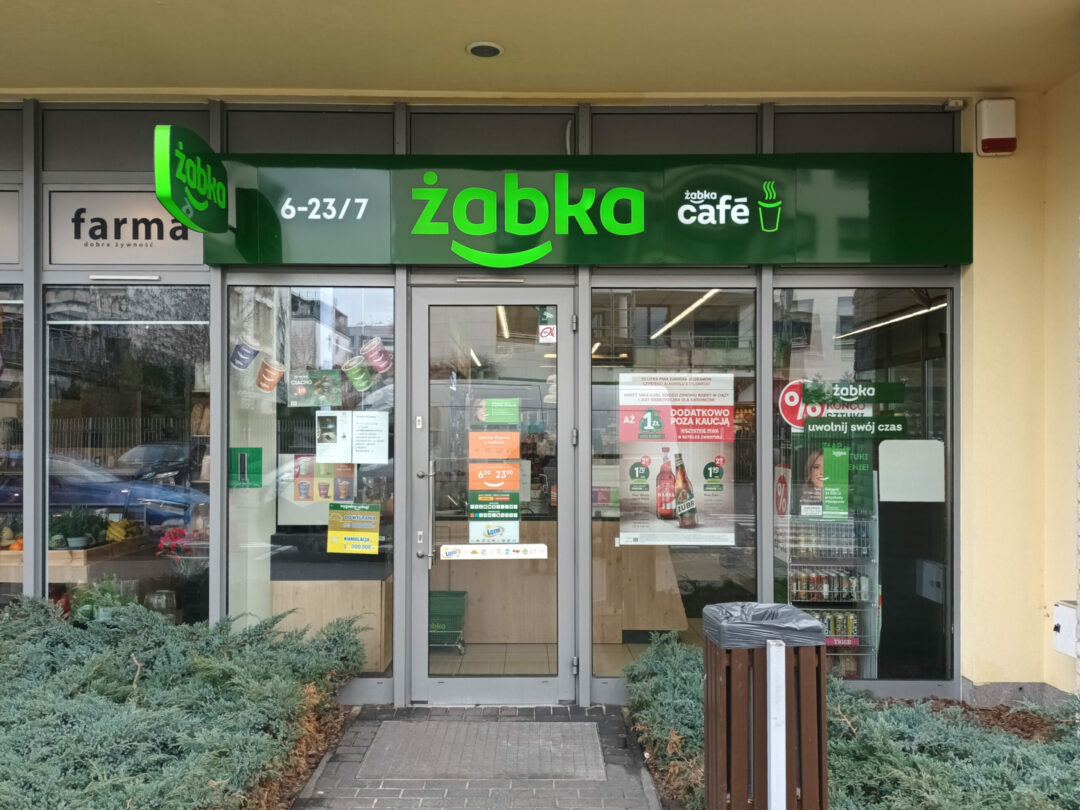Żabka liczy miliardy – niemal 8 mld zł wydane przez klientów w jednym kwartale